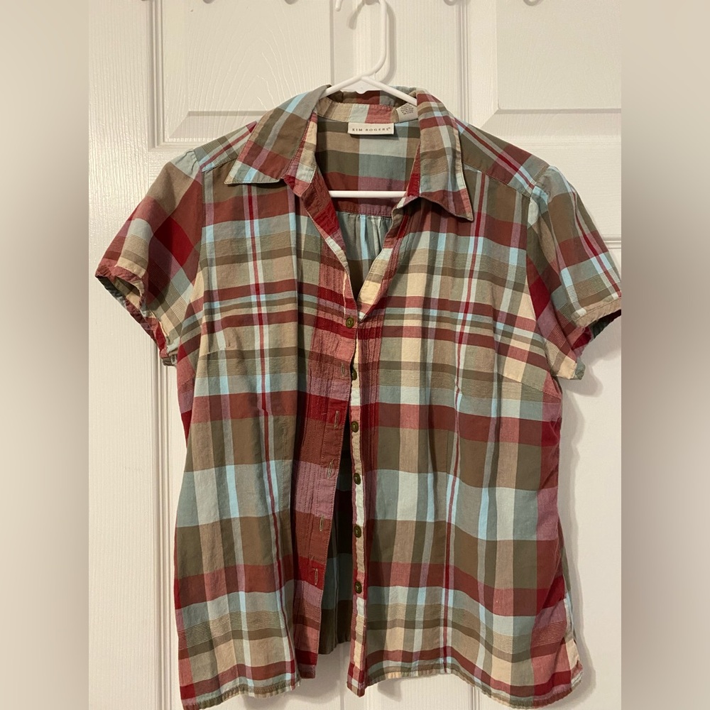 Kim Rogers MEDIUM PLAID BUTTON UP OVERSHIRT